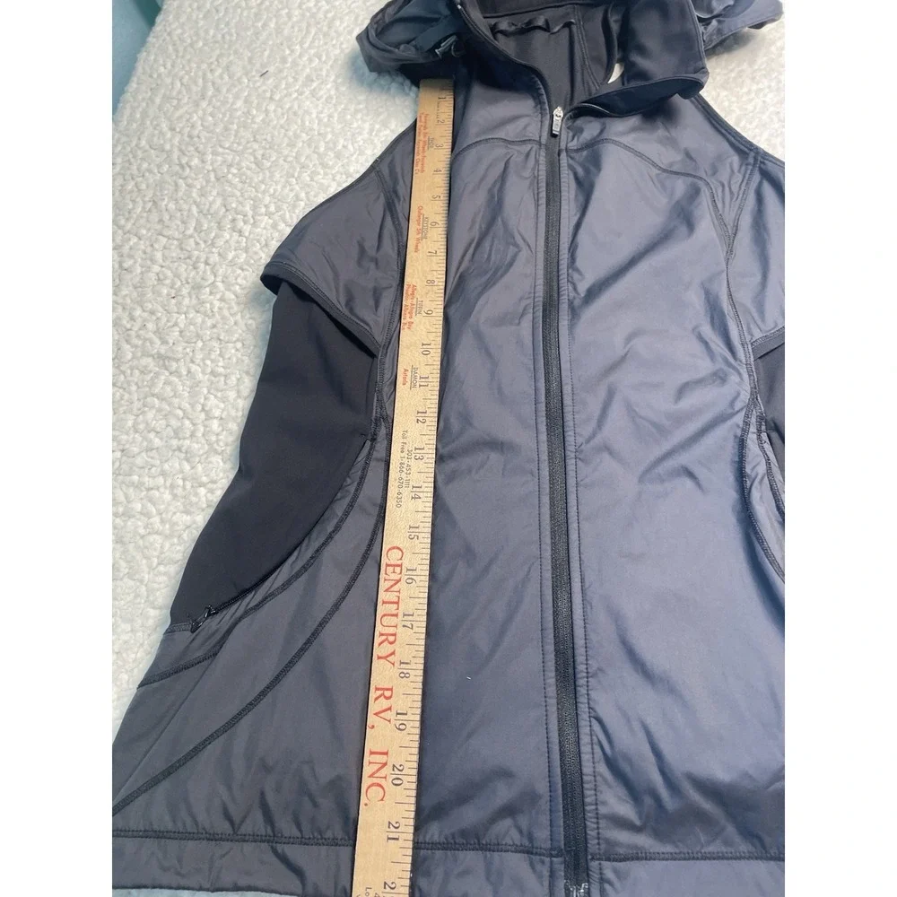 Lululemon Women's Sleeveless Hooded Running Vest - Size 8- Black